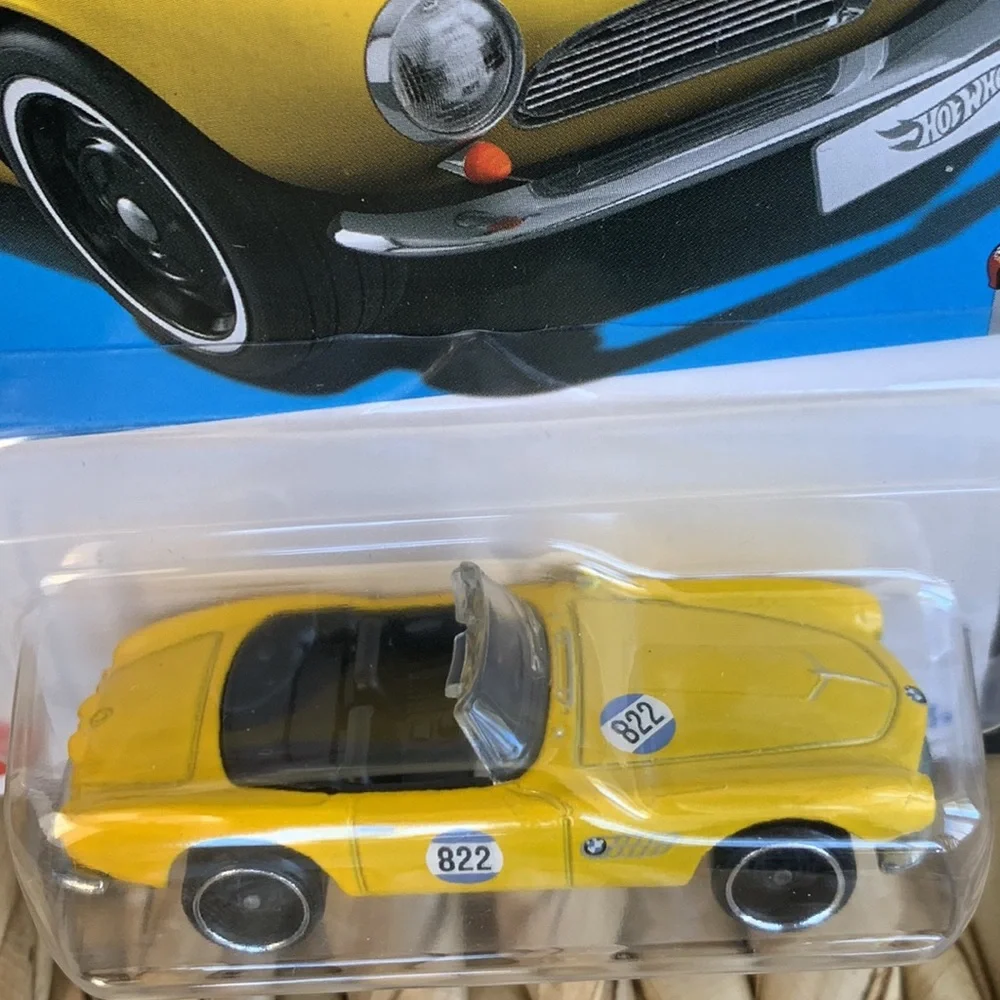Hot Wheels Beamer BMW 507 HW Roadsters Hotwheels Racing Yellow Race Car New 2024